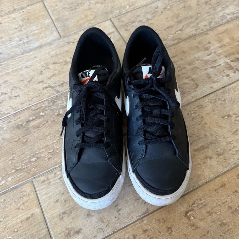 Nike Black and White Athletic Shoes